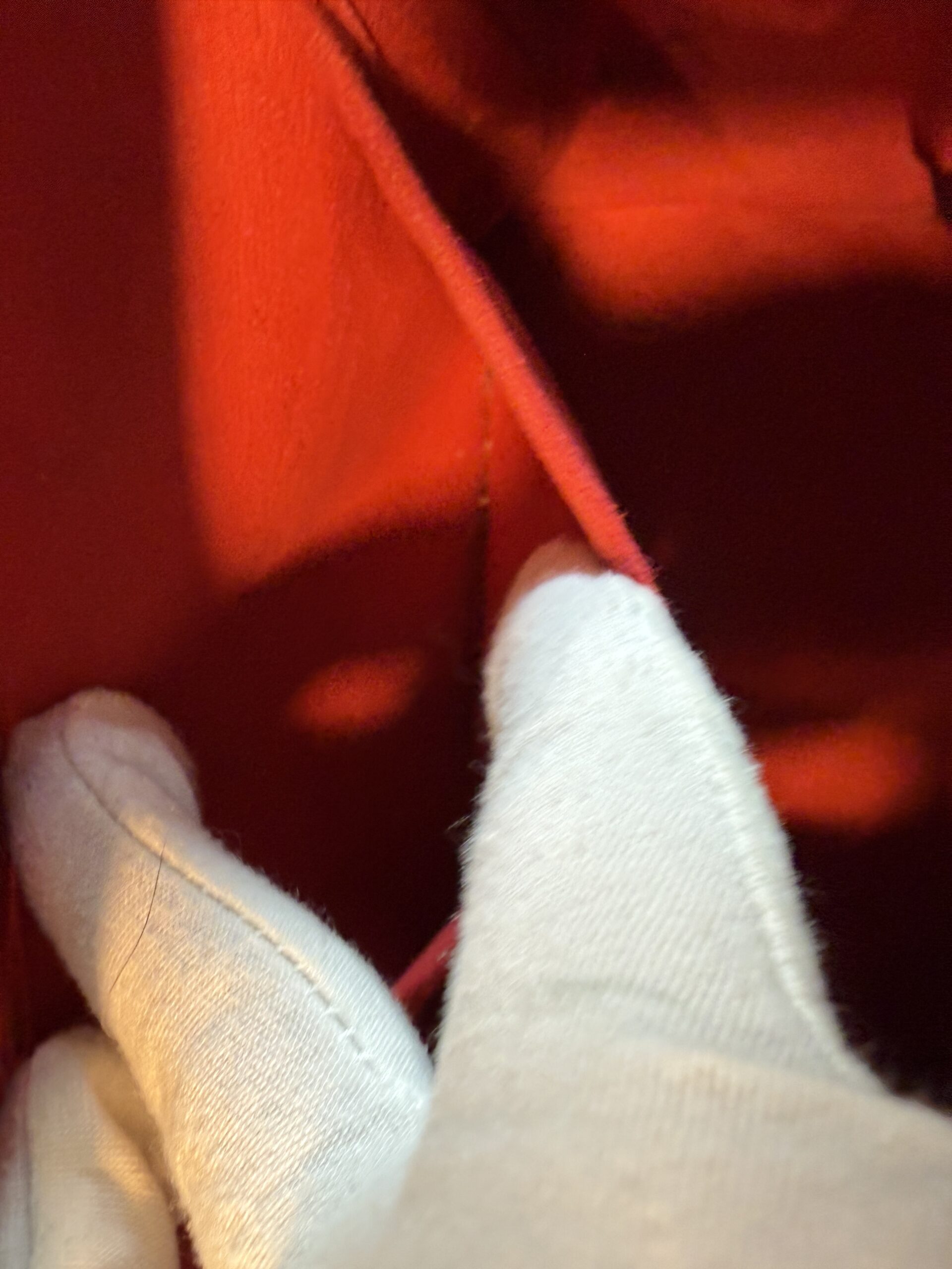 Authentic Louis Vuitton Knightsbridge with LV dustbag included - Image 30