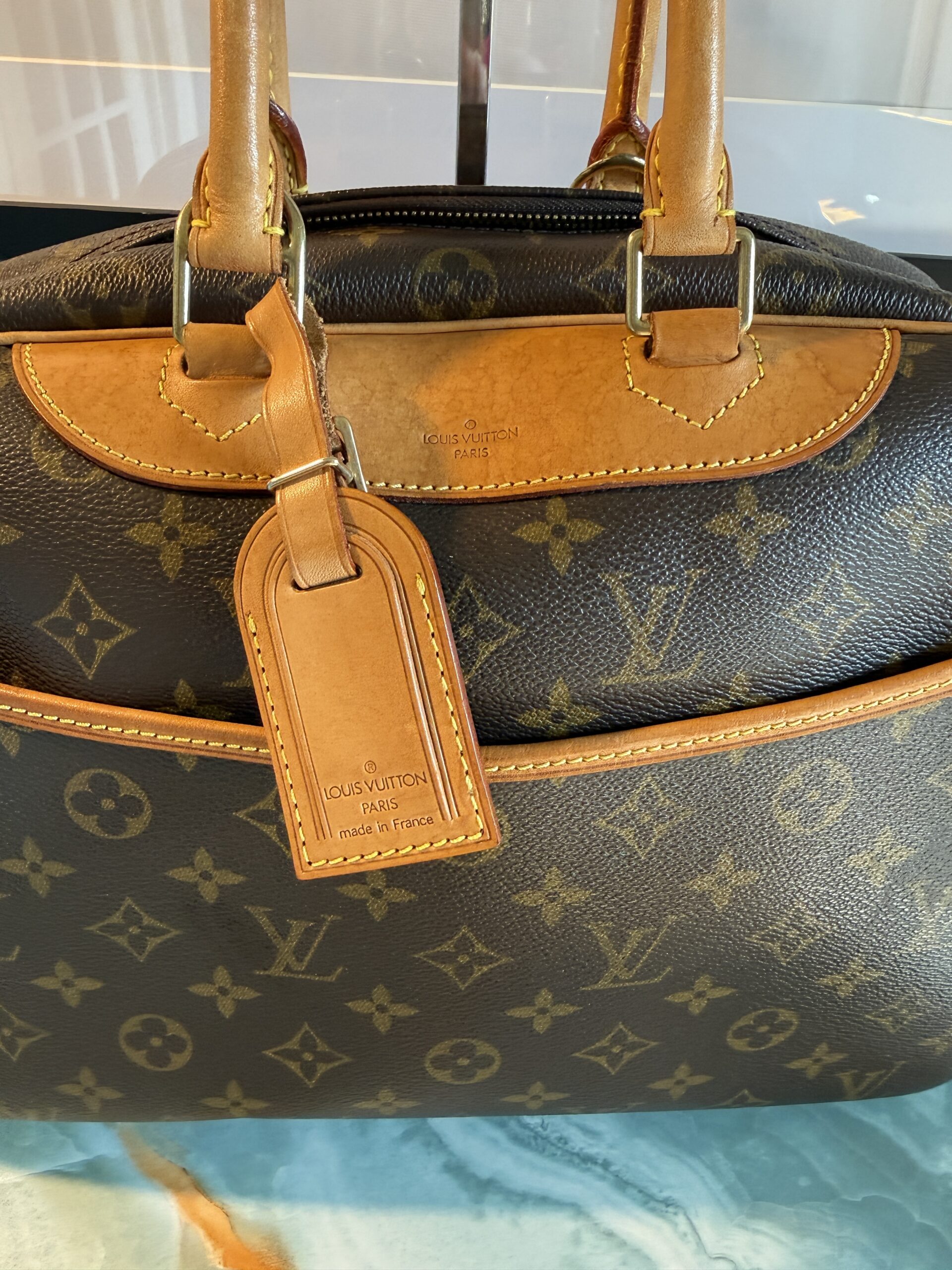 Authentic Louis Vuitton Deauville with generic crossbody chain, LV tag, and LV lock (attached with no key) - Image 4