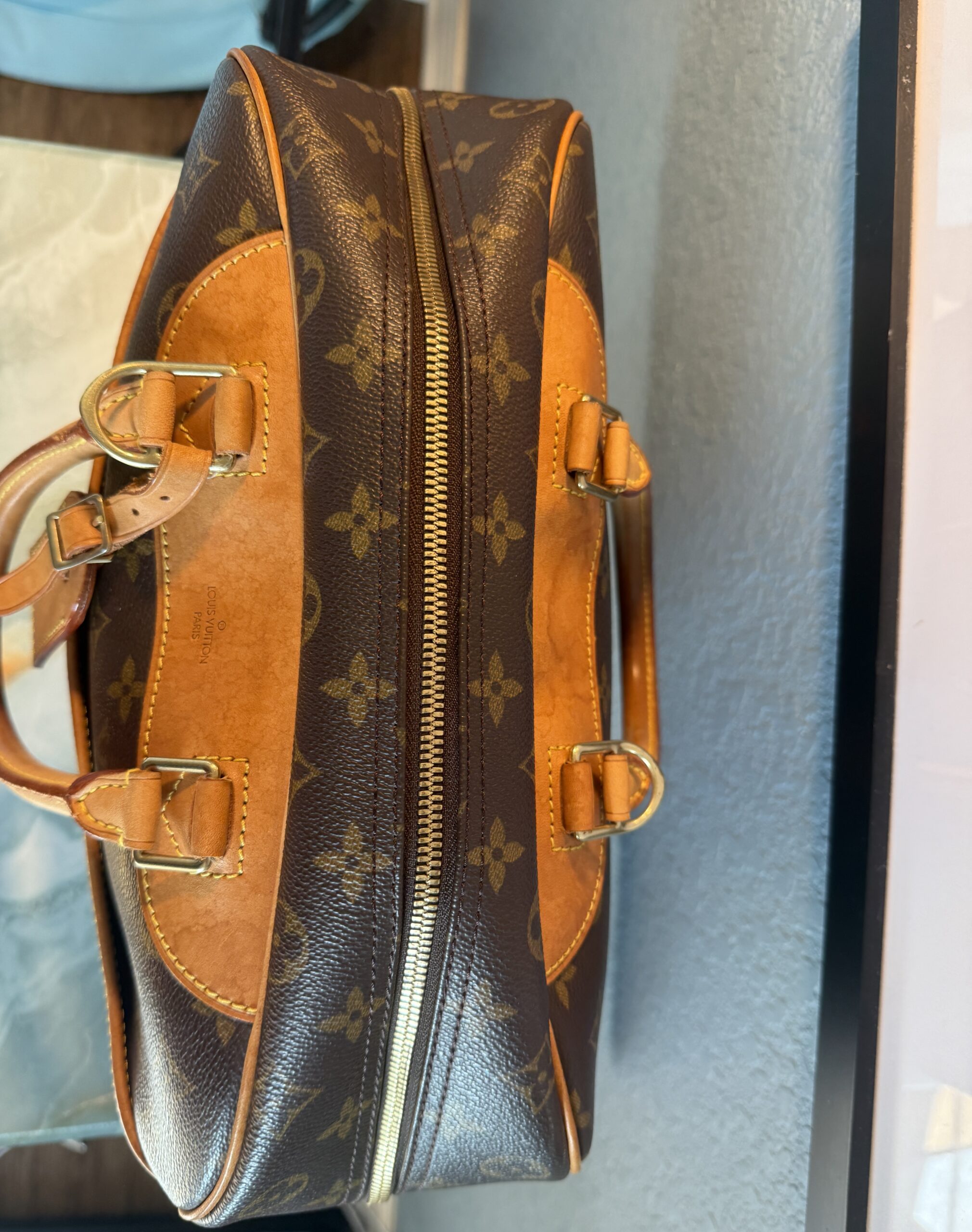 Authentic Louis Vuitton Deauville with generic crossbody chain, LV tag, and LV lock (attached with no key) - Image 11