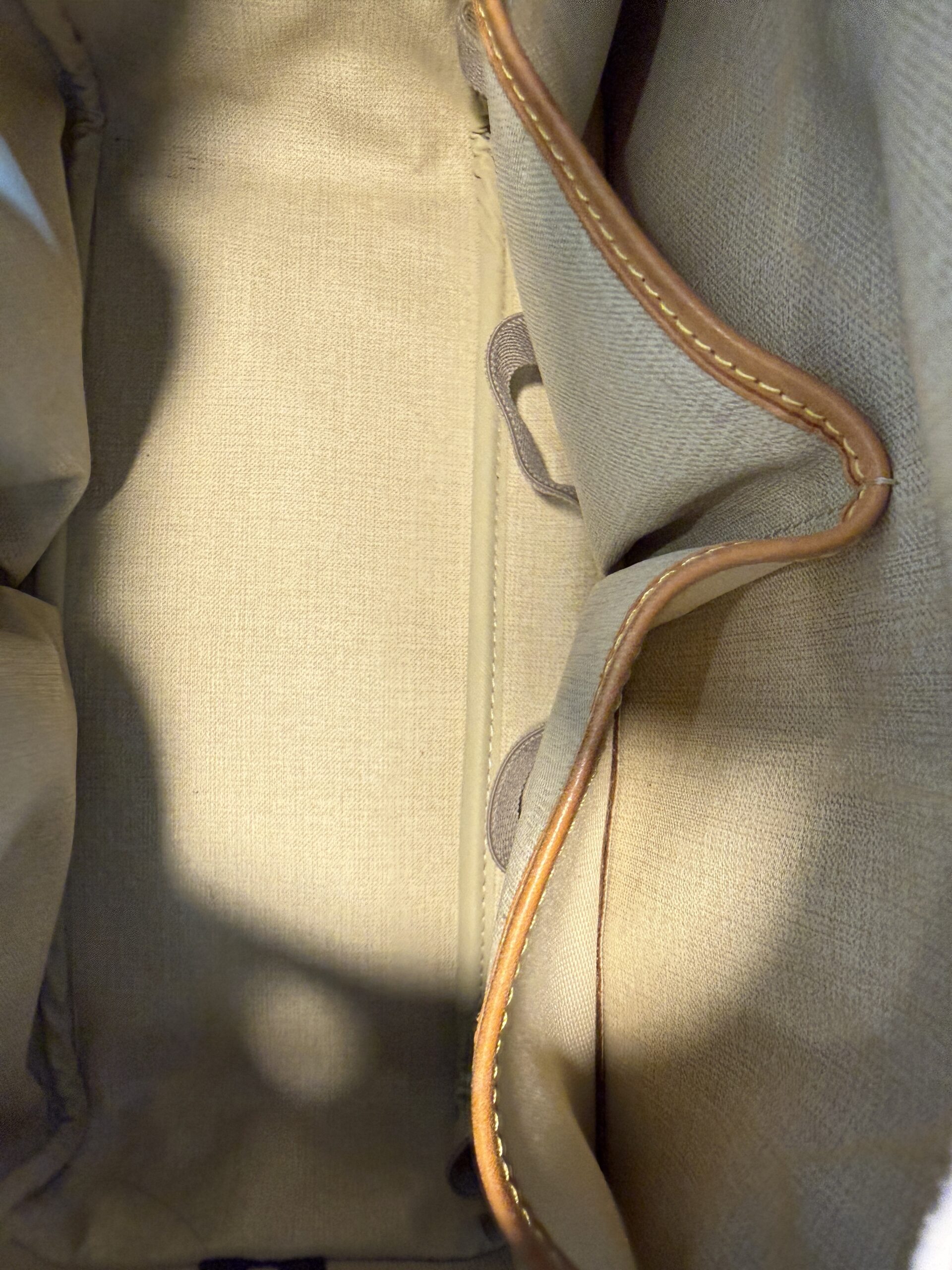 Authentic Louis Vuitton Deauville with generic crossbody chain, LV tag, and LV lock (attached with no key) - Image 17