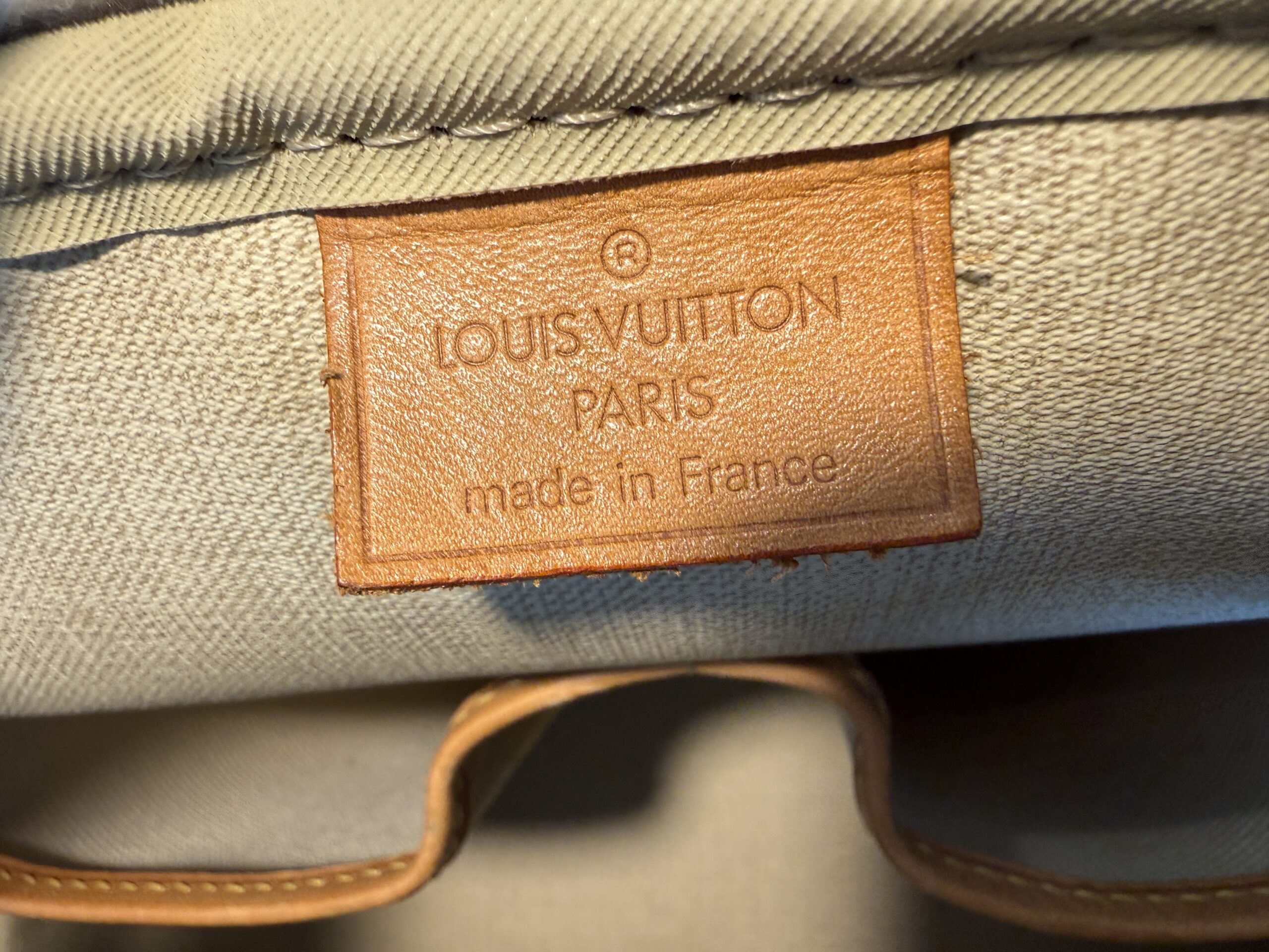 Authentic Louis Vuitton Deauville with generic crossbody chain, LV tag, and LV lock (attached with no key) - Image 16