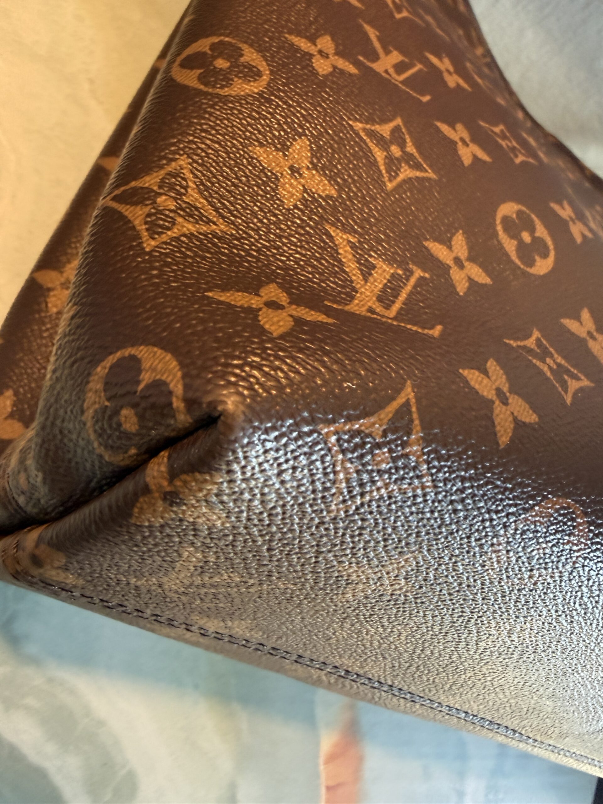 Authentic Louis Vuitton Graceful MM, Peony/Pivoine, with COA, and LV dustbag included - Image 17