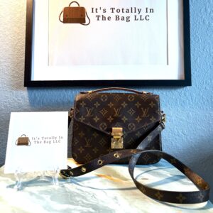 Authentic Louis Vuitton Pochette Métis with LV strap included
